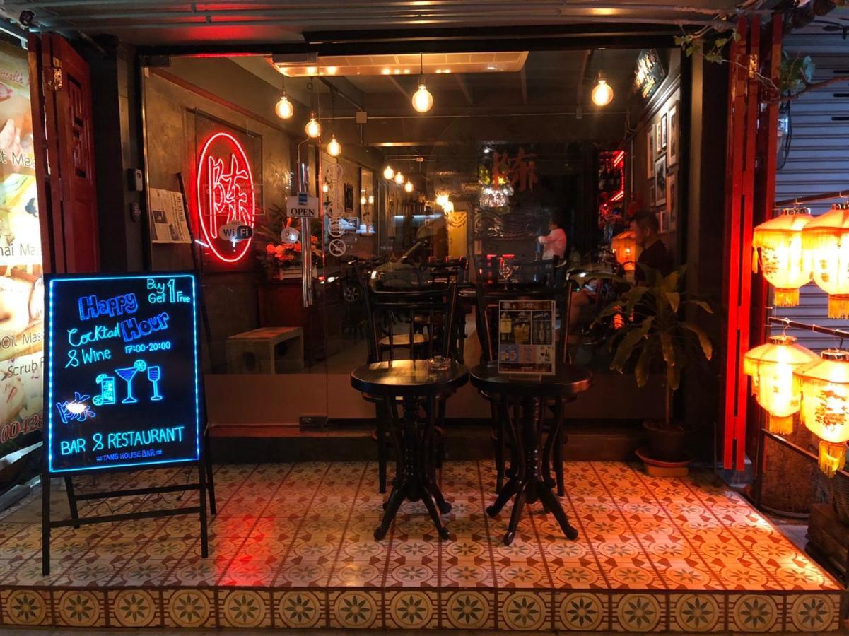 Tang House Hostel Bangkok Luaran gambar